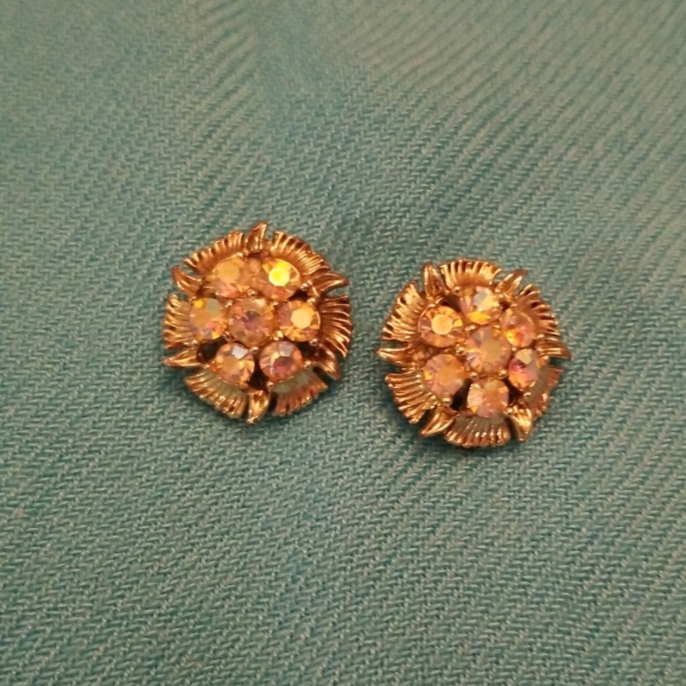 Vintage clip on earrings with rhinestones
